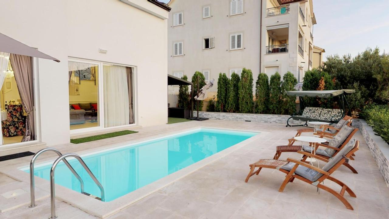 Elegant Hvar Town Villa With Pool Exterior photo