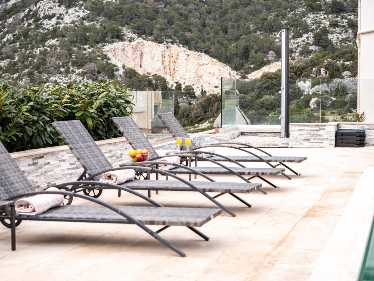 Elegant Hvar Town Villa With Pool Exterior photo